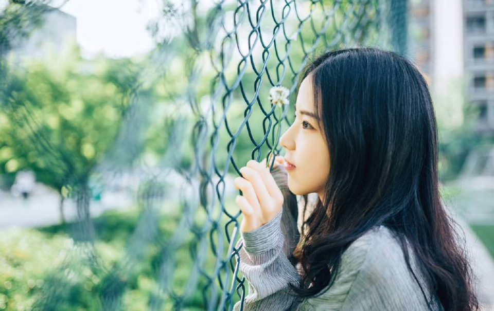 十年后，希望我们还是好朋友，见面了仍然可以毫无顾忌的开玩笑。